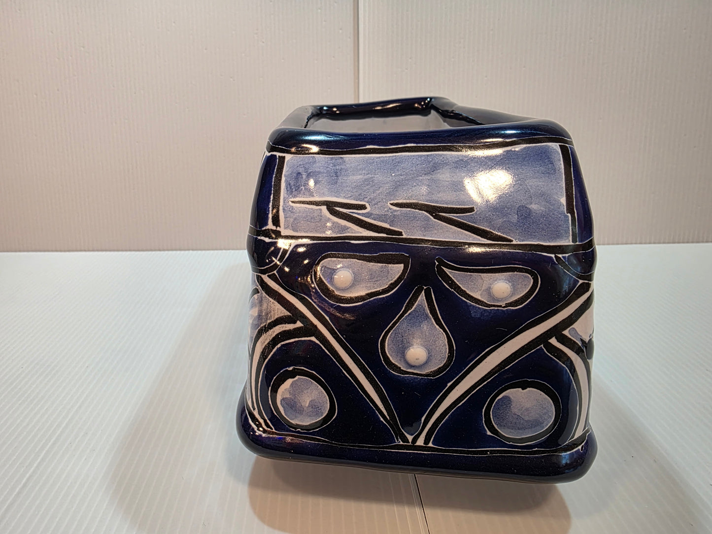 VW Van Planter – Talavera Blue