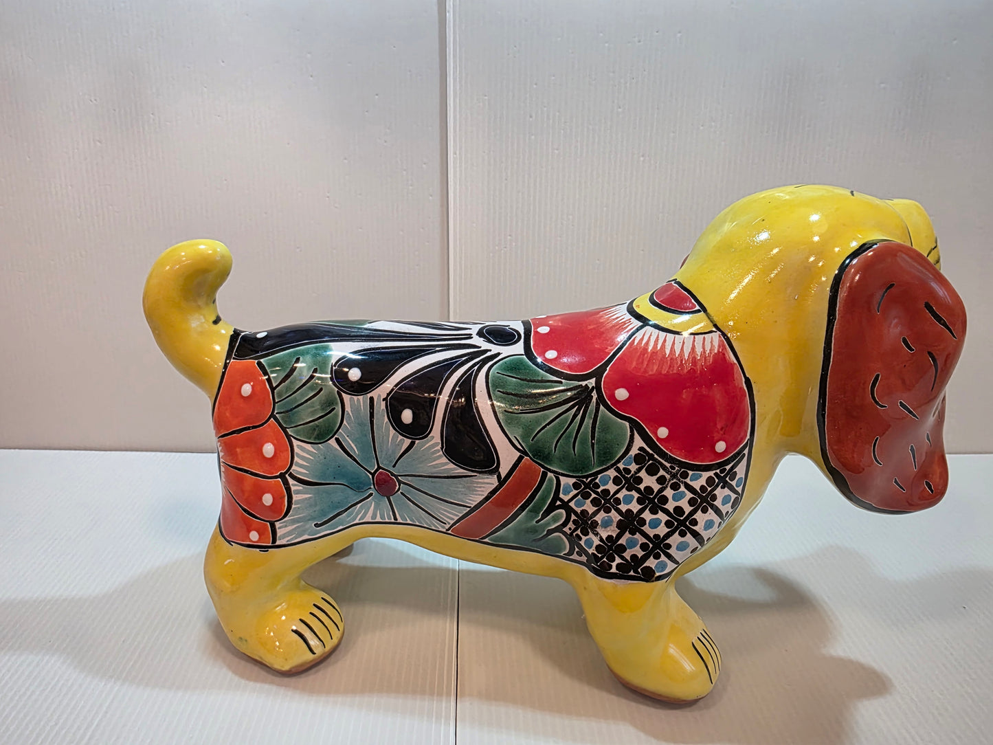 Talavera Weiner Dog Figurine – Hand‑Painted