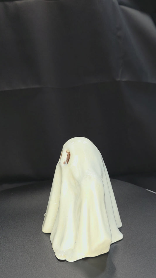 sheet ghost on a turntable