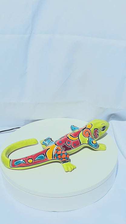 Hand‑Painted 12" Talavera Iguana – Vibrant Multicolor Green Ceramic